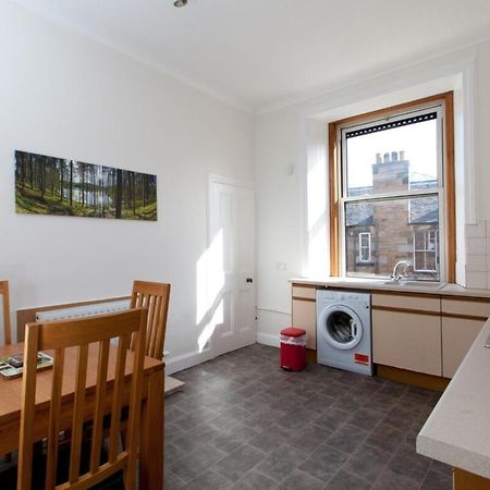 Spacious And Bright Polworth Flat 爱丁堡 外观 照片