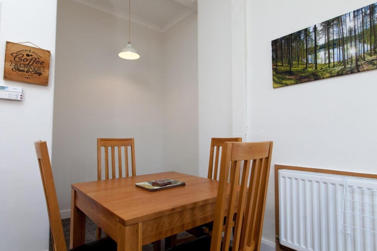 Spacious And Bright Polworth Flat 爱丁堡 外观 照片