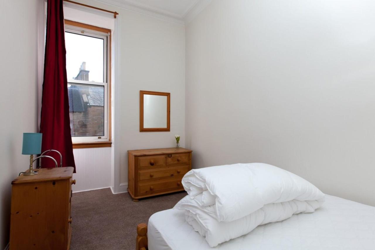 Spacious And Bright Polworth Flat 爱丁堡 外观 照片